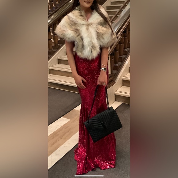 Red evening gown from alamour the label - Picture 3 of 3